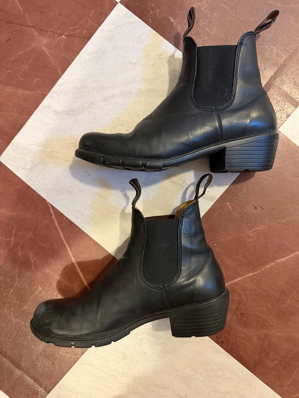 Black Leather Blundstone Heeled Booties